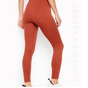 Victoria’s Secret seamless ribbed leggings